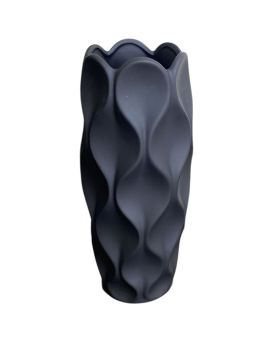 Nordik Black Vase (small)