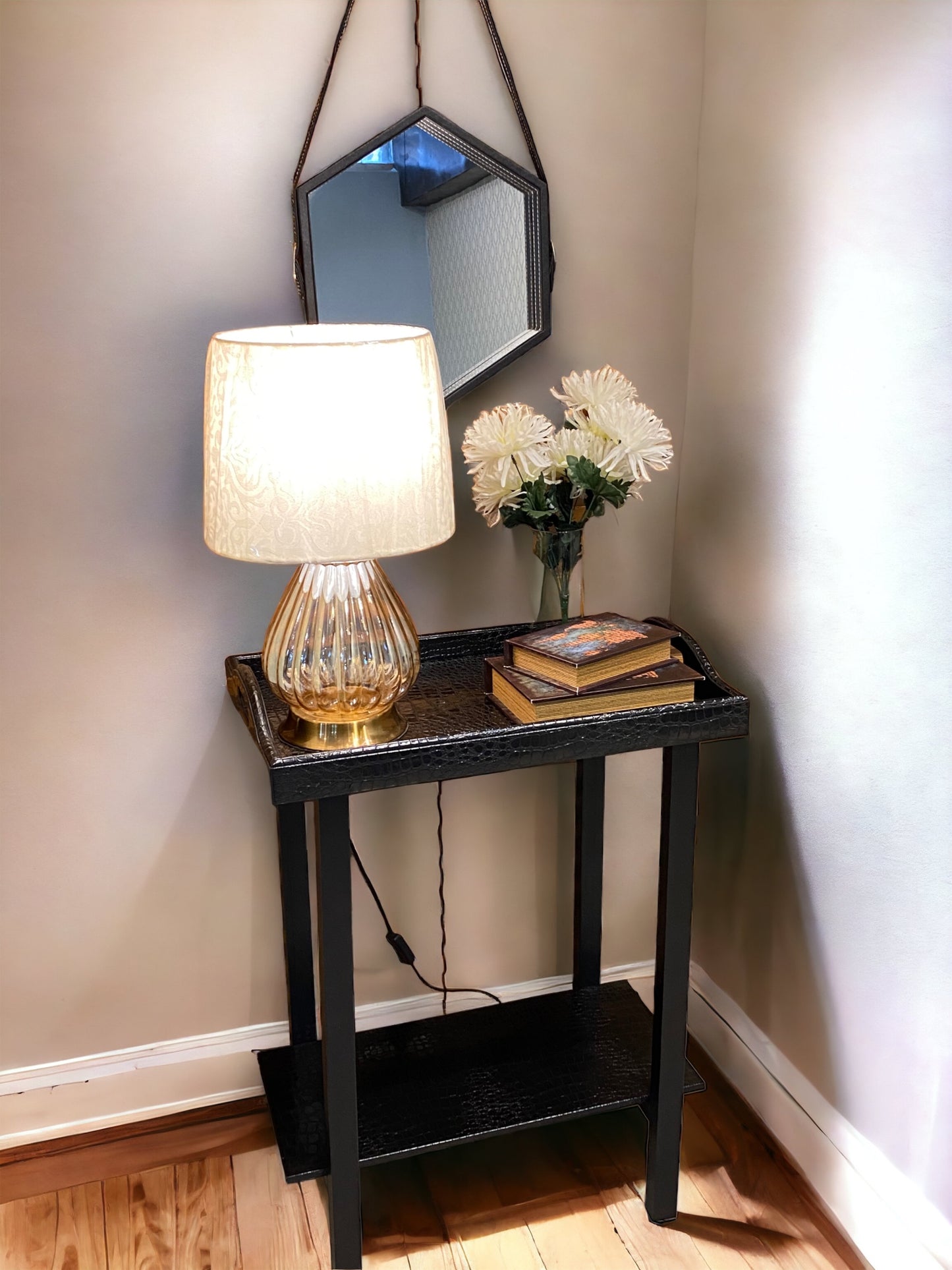 OLINDA Entrance Table (Black)