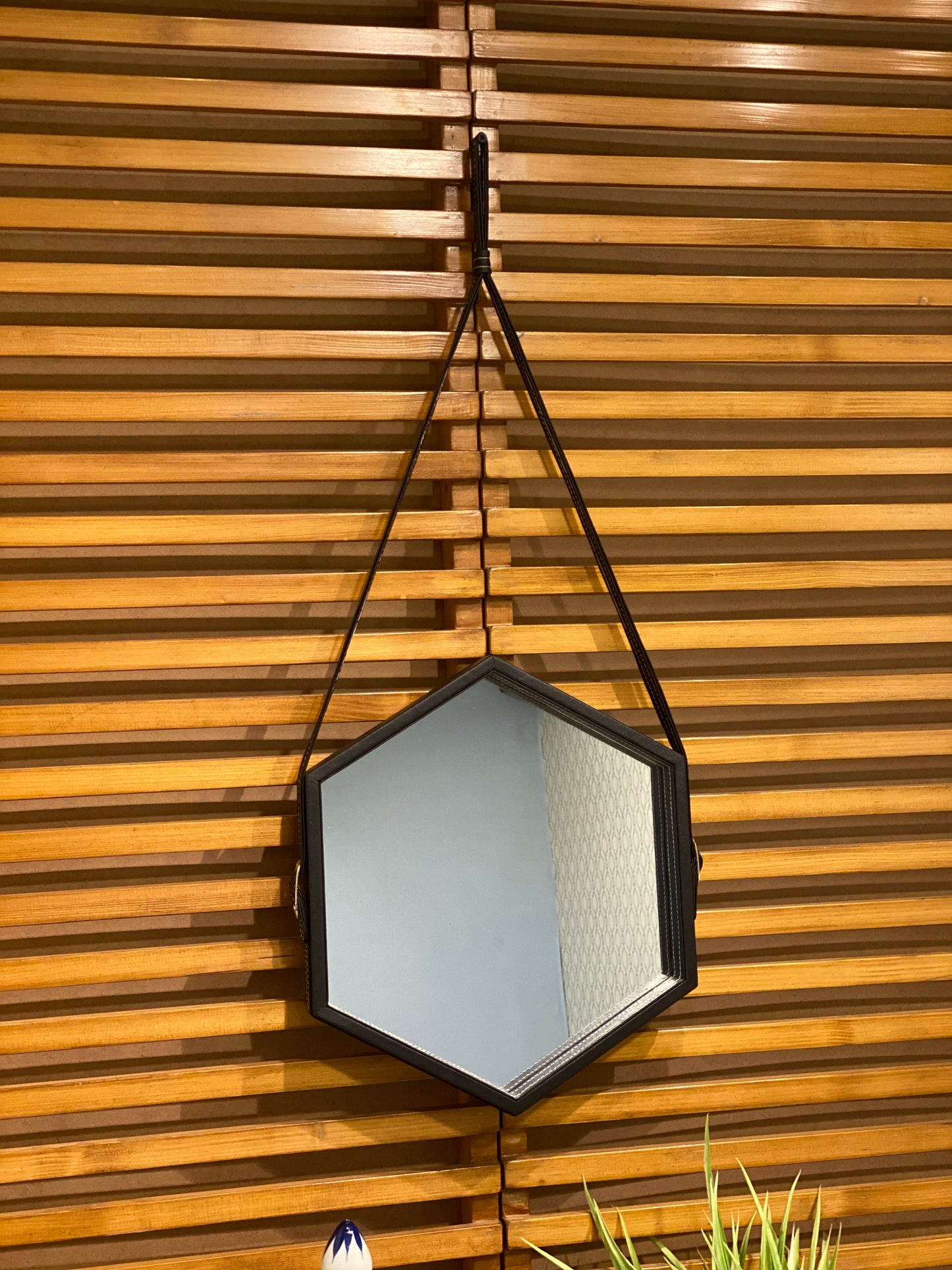 SICILY Mirror Frame With strap (Black)