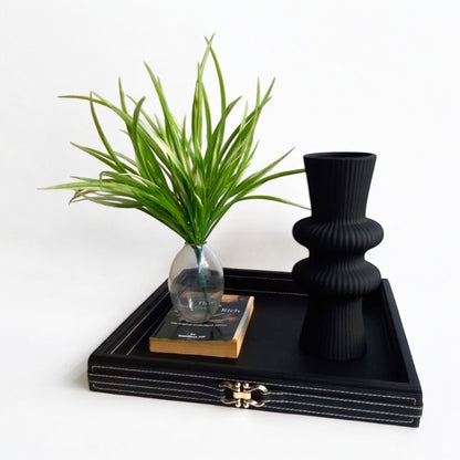 Nordik Black Ribbed Vase